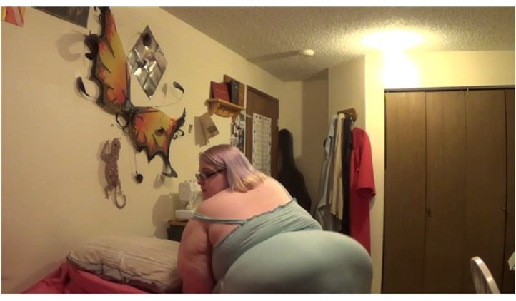 SSBBW CARMIN CARMELLO - Porky Dancing