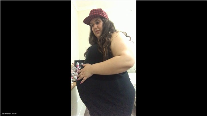 Layla BBW - pre drinks