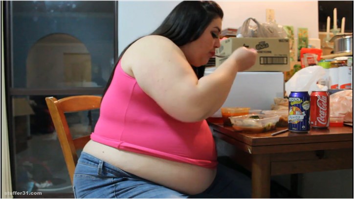 Layla BBW - stuffing on chinese