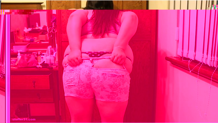 Layla BBW - tight shorts comparison request