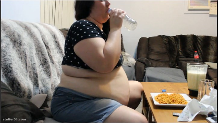 Layla BBW - spaghetti and shake