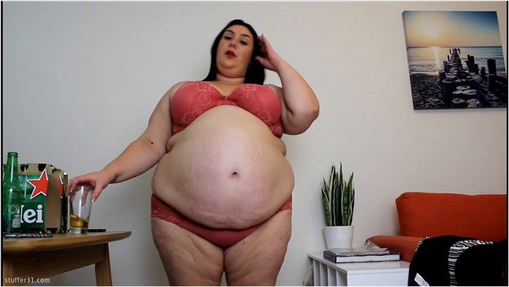 Layla BBW - drunk bloated try on request