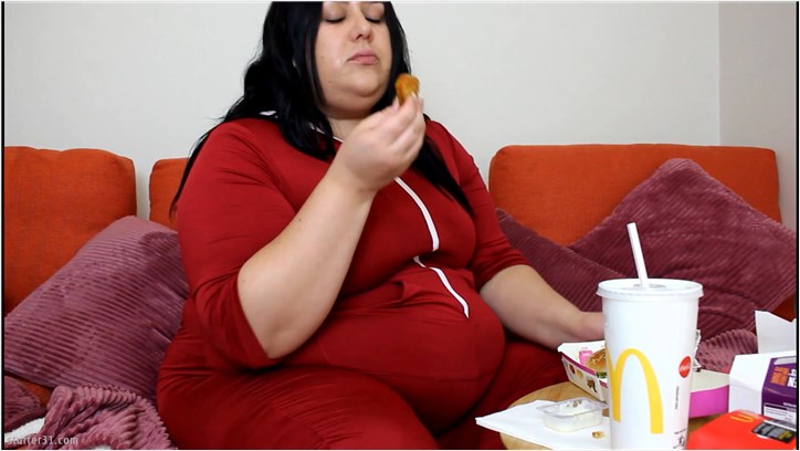 Layla BBW - onesie stuffing request