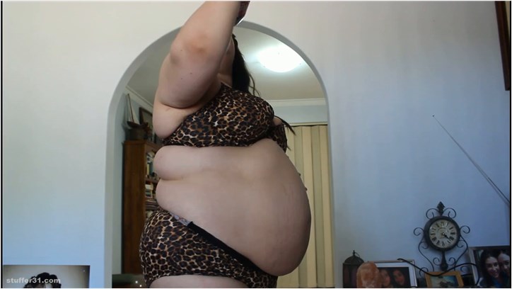 Layla BBW - leopard bikini