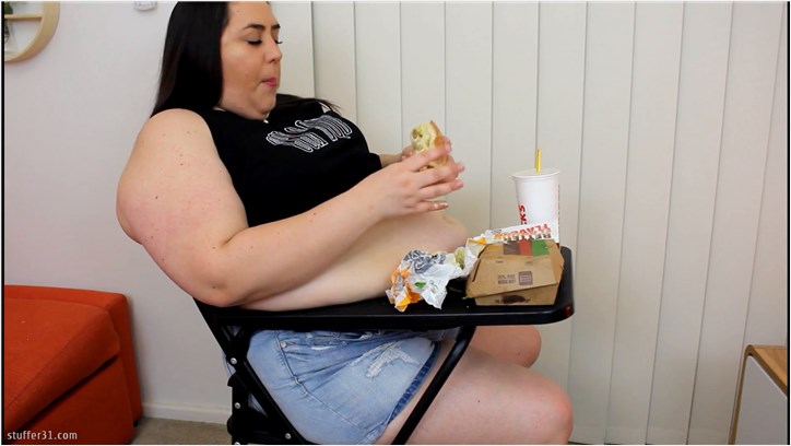 Layla BBW - too tight chair