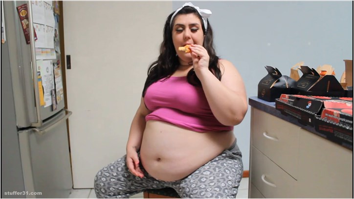 Layla BBW - dominos stuffing