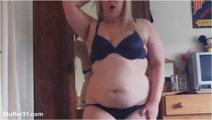 Layla BBW - dancing and jiggling