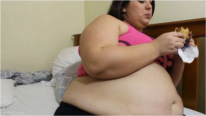 Layla BBW - pie stuffing