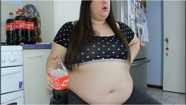 Layla BBW - huge coke and mentos