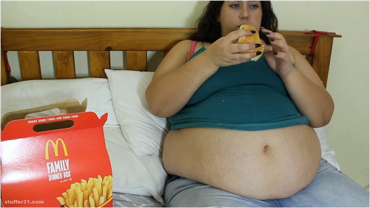 Layla BBW - mcdonalds family box
