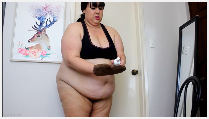 Layla BBW - fat girl fake tanning