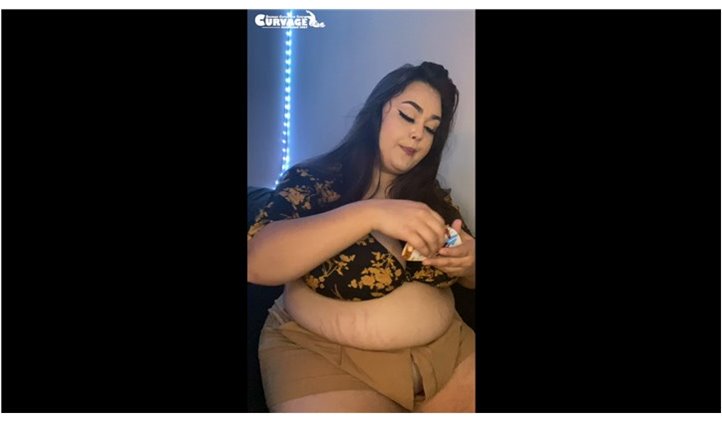 BBW Thiccollegegirl - Button Pop Stuffing (September 2021)