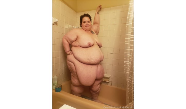 Siterip Onlyfans Ssbbw Chrissy @infinifatty81 (19 files)
