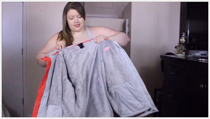 Bigcutie Cherries - Winter Clothing Try On