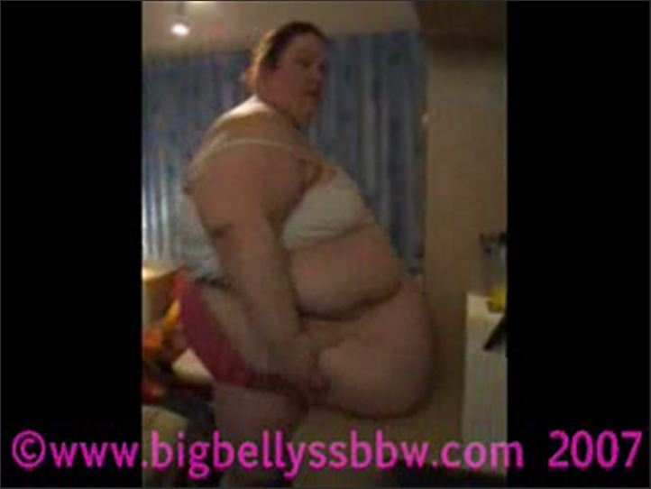 BigBellySSBBW - BellyandDesk