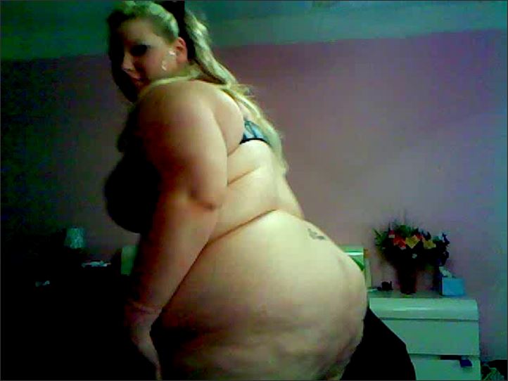 Destiny BBW - big butt n belly tease 035