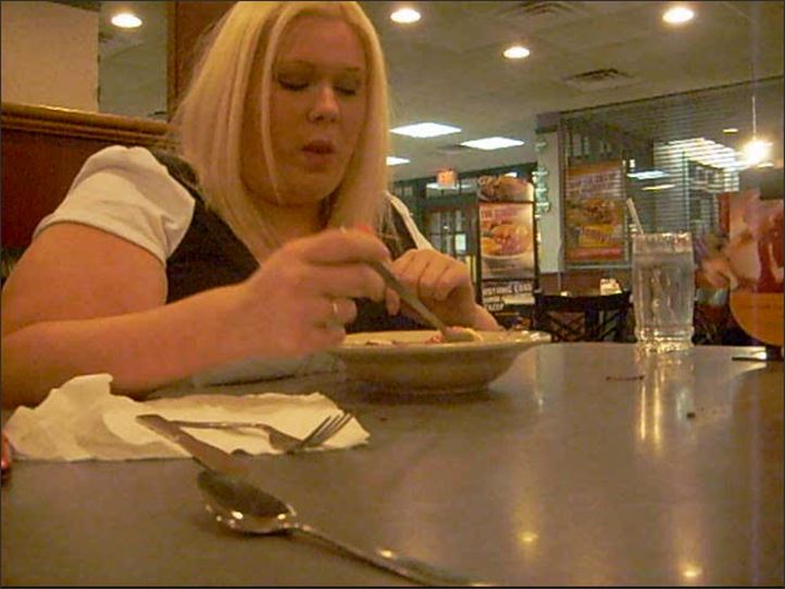 Destiny BBW - late snack 2 199