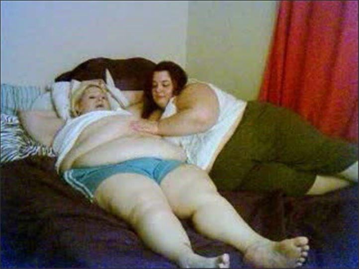 Destiny BBW - Pleasantly Plump - Rubbing Destinys Belly 264