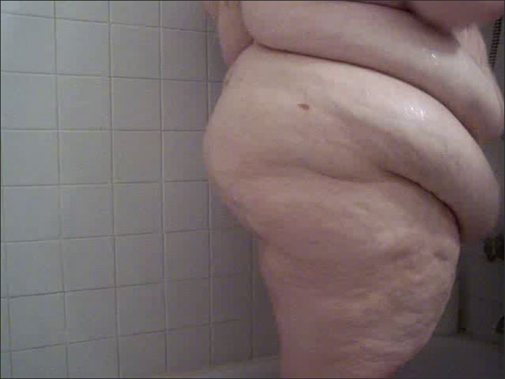 Destiny BBW - Soapy steamy wet 296