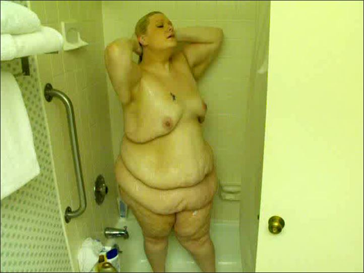 Destiny BBW - SSBBW shower 311
