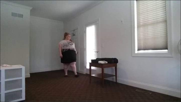Destiny BBW - Walking in a tight skirt 355