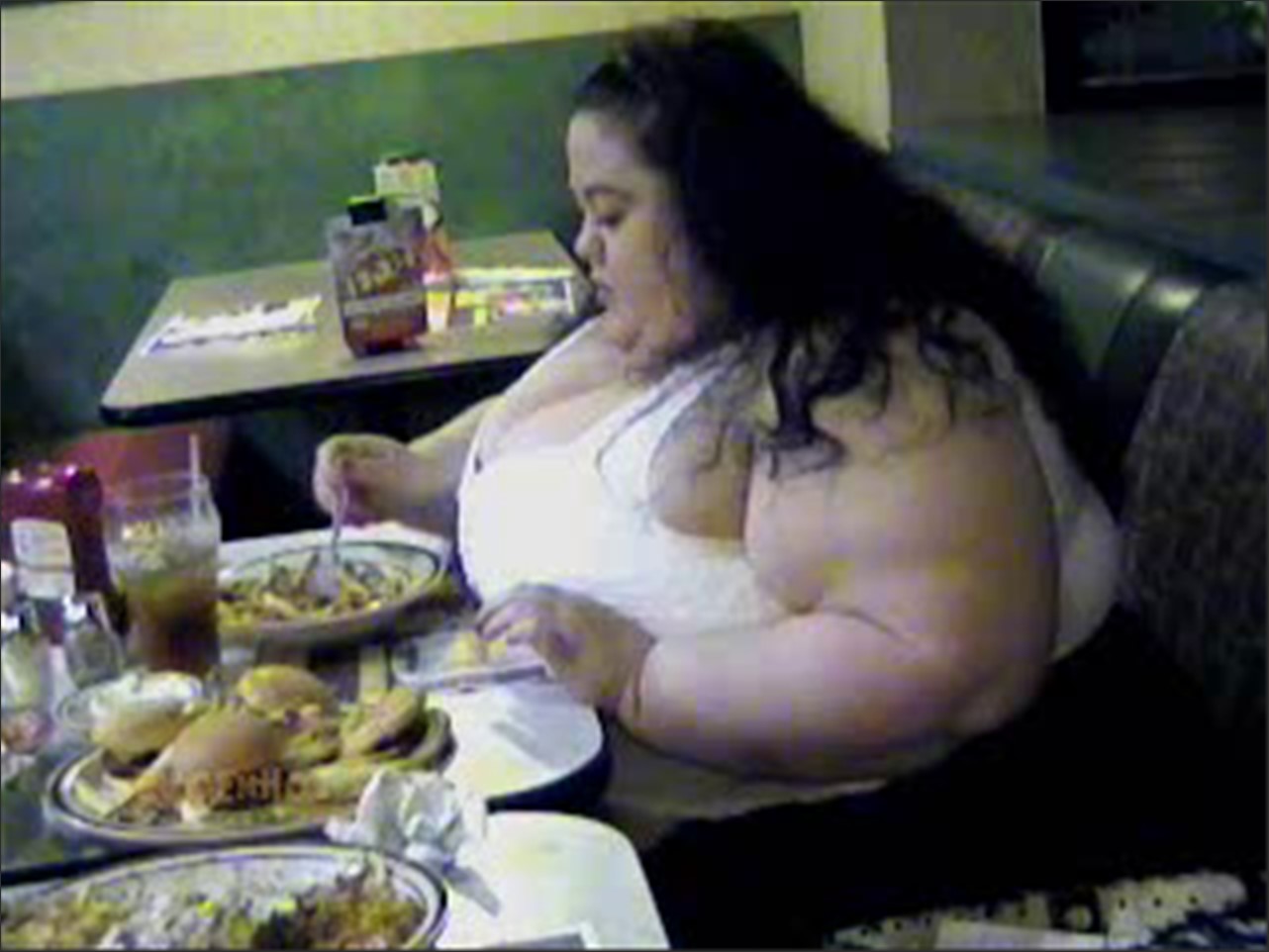 HUGE n HOT(Rhonda) - SSBBW 4 Am Dennys