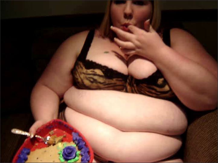 Kellie Kay - cookie video 1 171