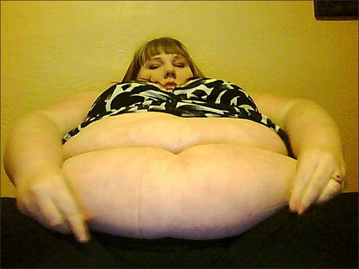 Kellie Kay - High Calorie Snack Chatting 157