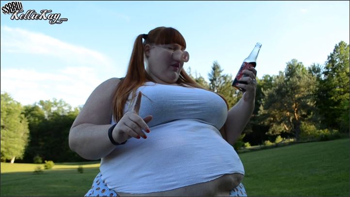Kellie Kay - pig cola 307