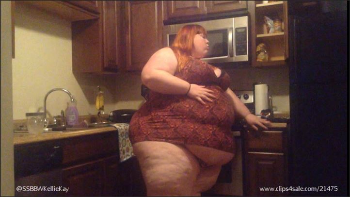 Kellie Kay - Pigging Out Thanks To My Appetite Stimulating Serum! 252