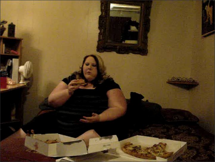 Kellie Kay - SSBBW Kellie Kay Pigs Out on Pizza!!! 162