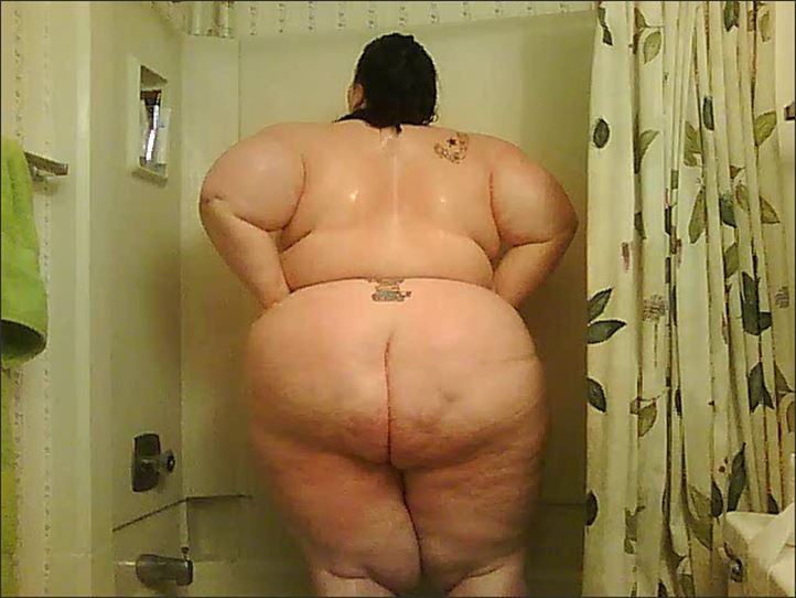 Kellie Kay - SSBBW Shower with Kellie Kay 163