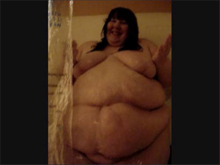 Kellie Kay - voyeur shower 412