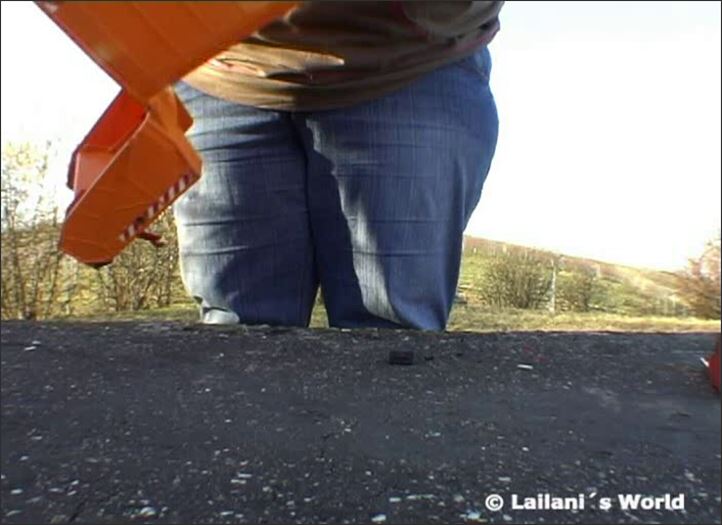 SSBBW Lailani - 230 LkwCrushing