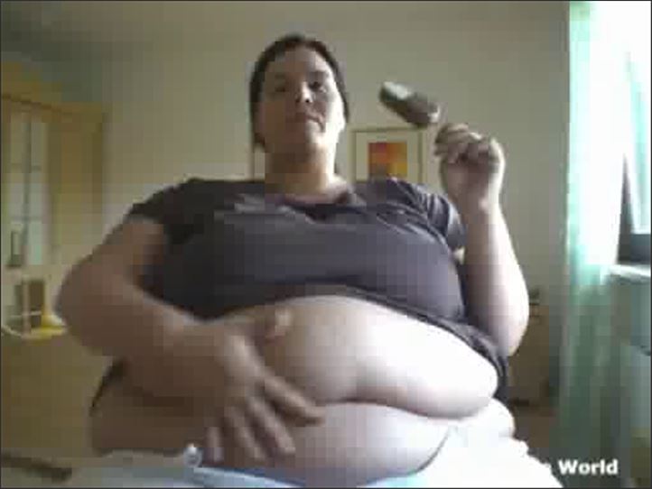 SSBBW Lailani - lailani eats 1