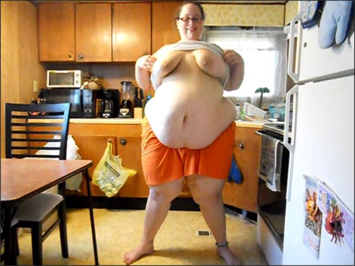 BBW Luscious Amazon - Chugging Beer With Luscio