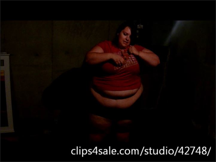 BBW Ms Fat Booty - Buns of Jelly II 7 26 12 024
