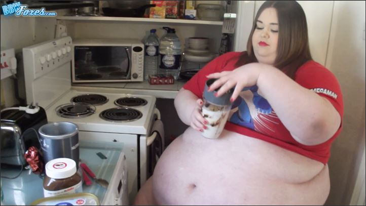 SSBBW Porcelain Fox - 87 MegaBabe