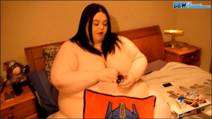 SSBBW Porcelain Fox - Video 130 USA Cakes