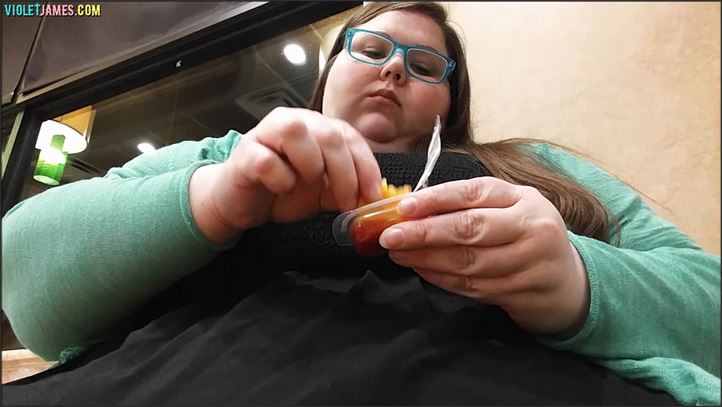 SSBBW Violet James - 559 Public Piggy