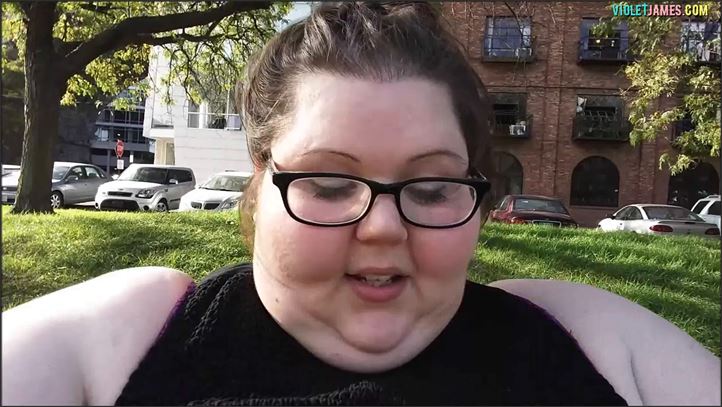 SSBBW Violet James - 598 Plump at the Pier