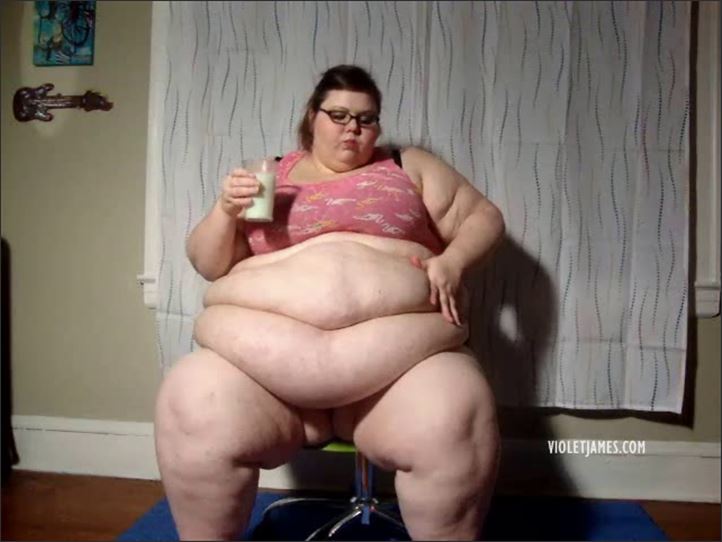 SSBBW Violet James - 725 FatSnacker