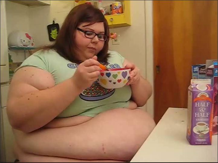 SSBBW Violet James - 831 Cereal Killer Half and Half