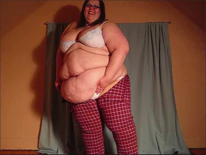SSBBW Violet James - 940 Trying On Pants