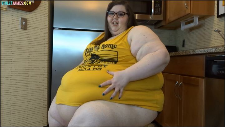 SSBBW Violet James - VJ   At Home in the Kitchen